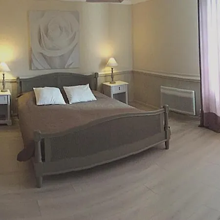 Bed & Breakfast Chambre D'hotes La Bastide Chapdeuil